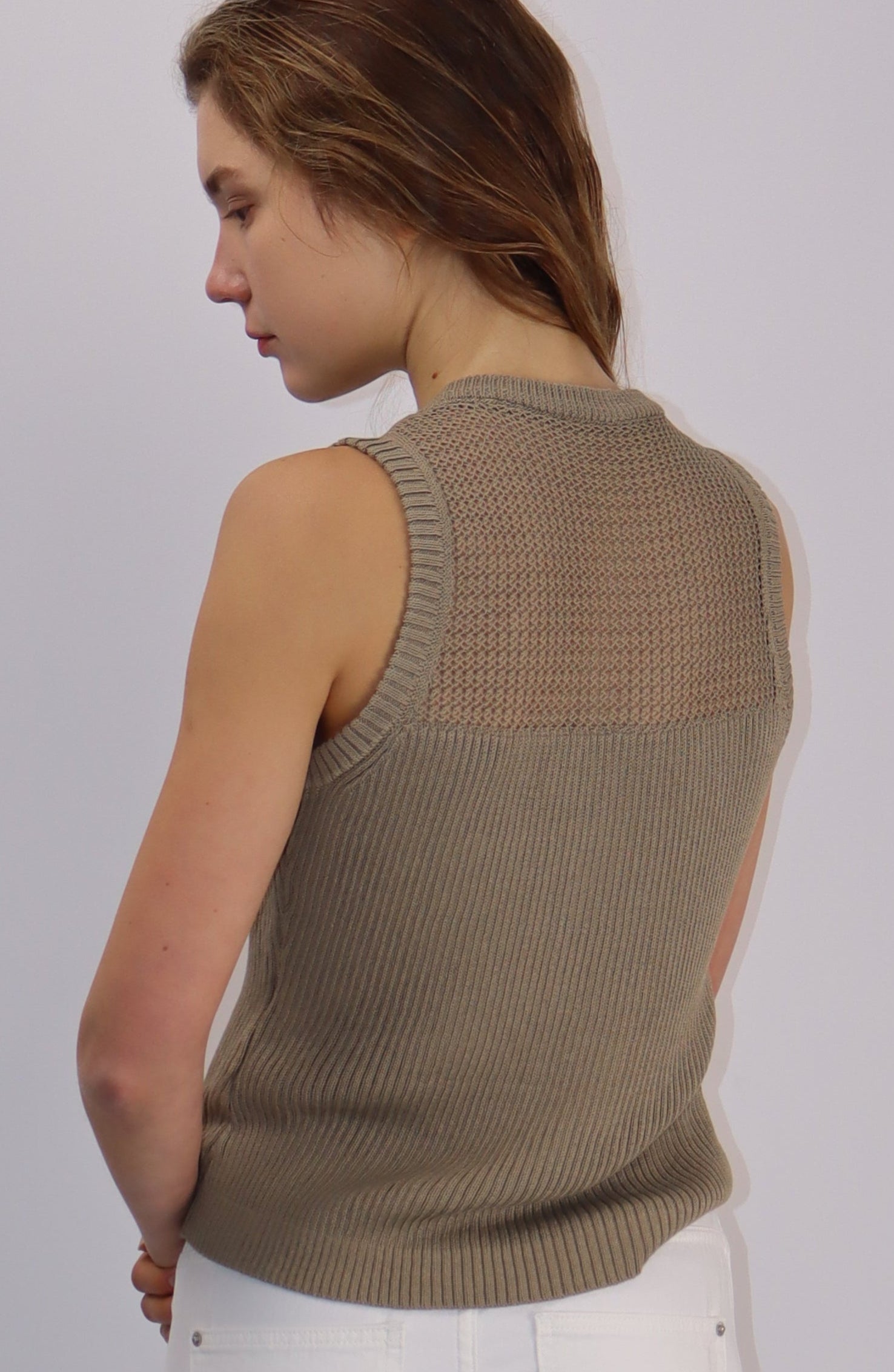 Sleeveless Knit Back Detail Top|Black