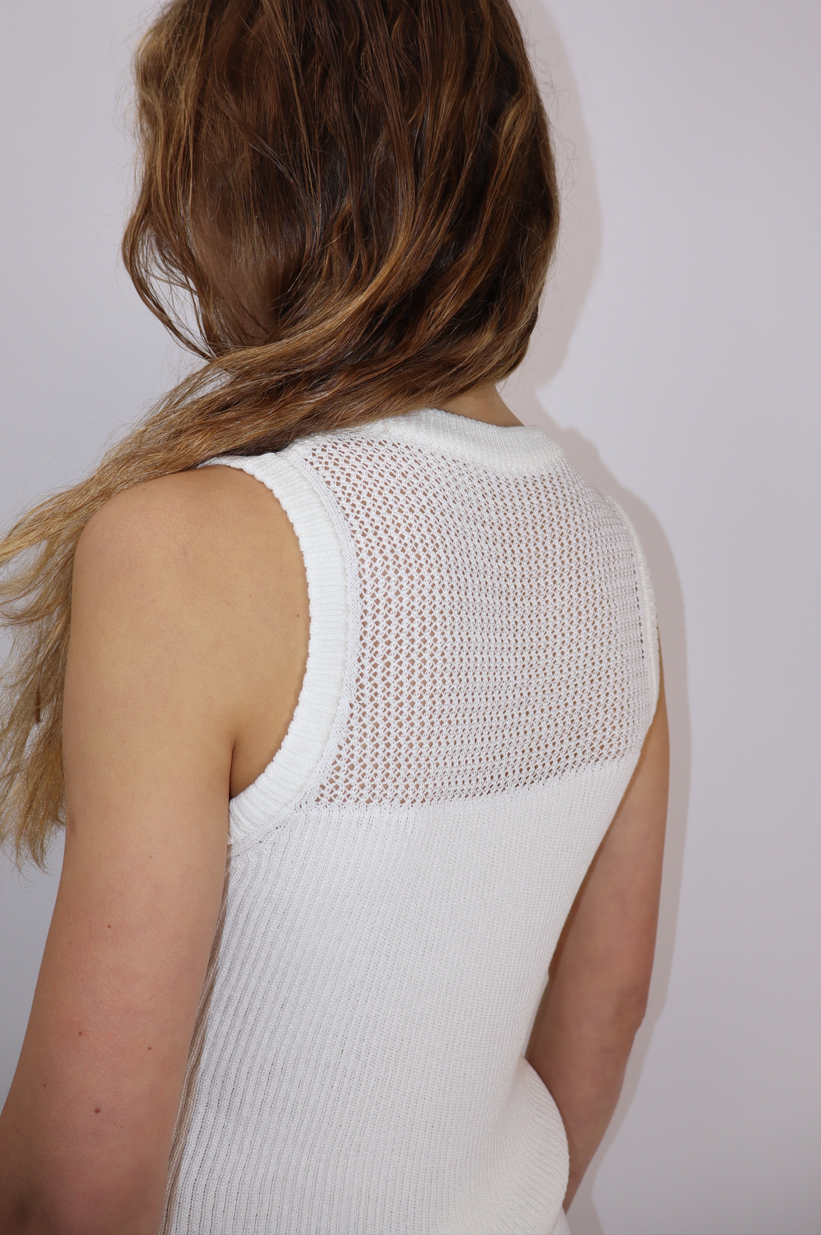 Sleeveless Knit Back Detail Top|Black