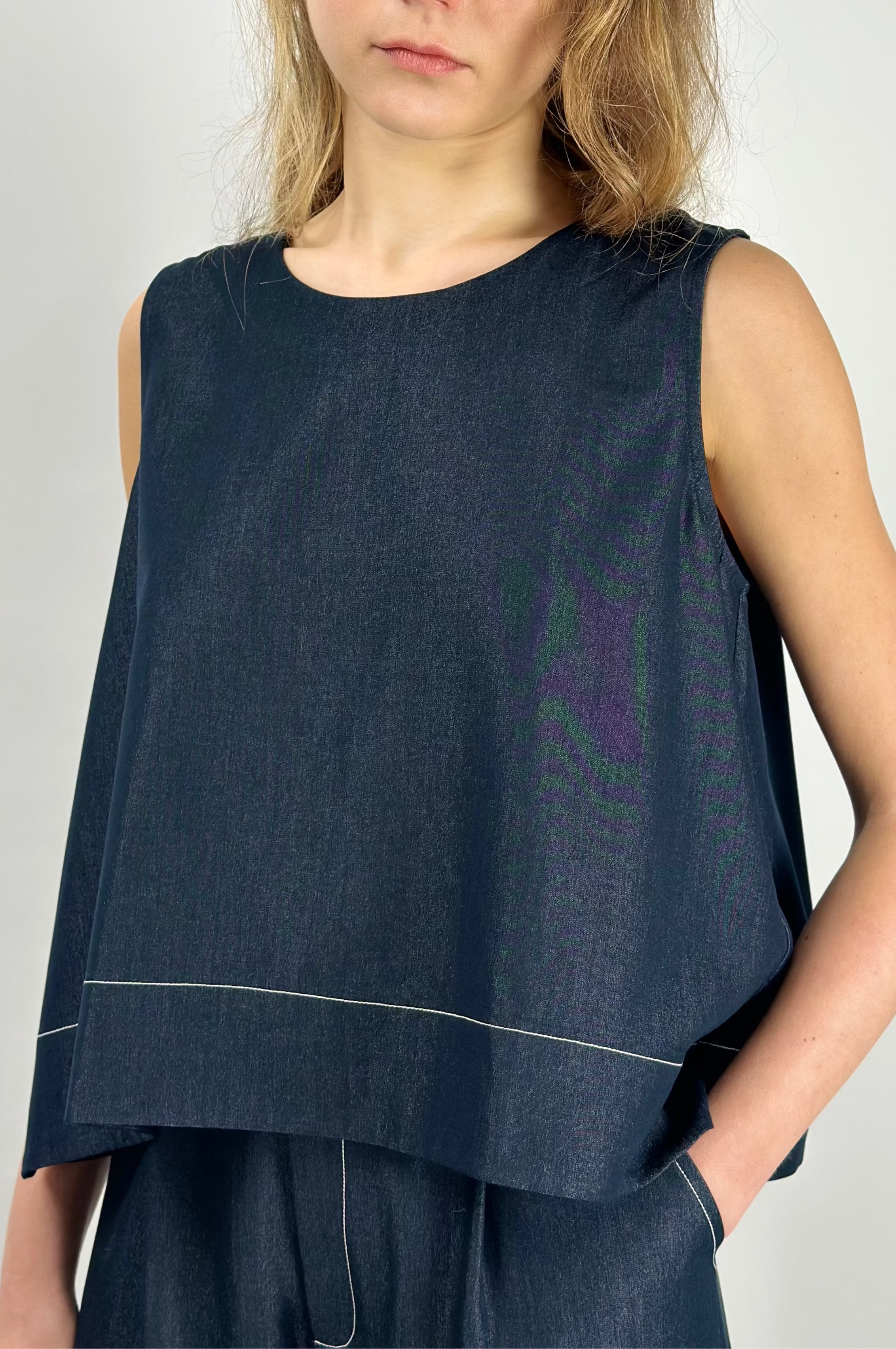 Sally Top with Cut-Out Back|Navy Blue