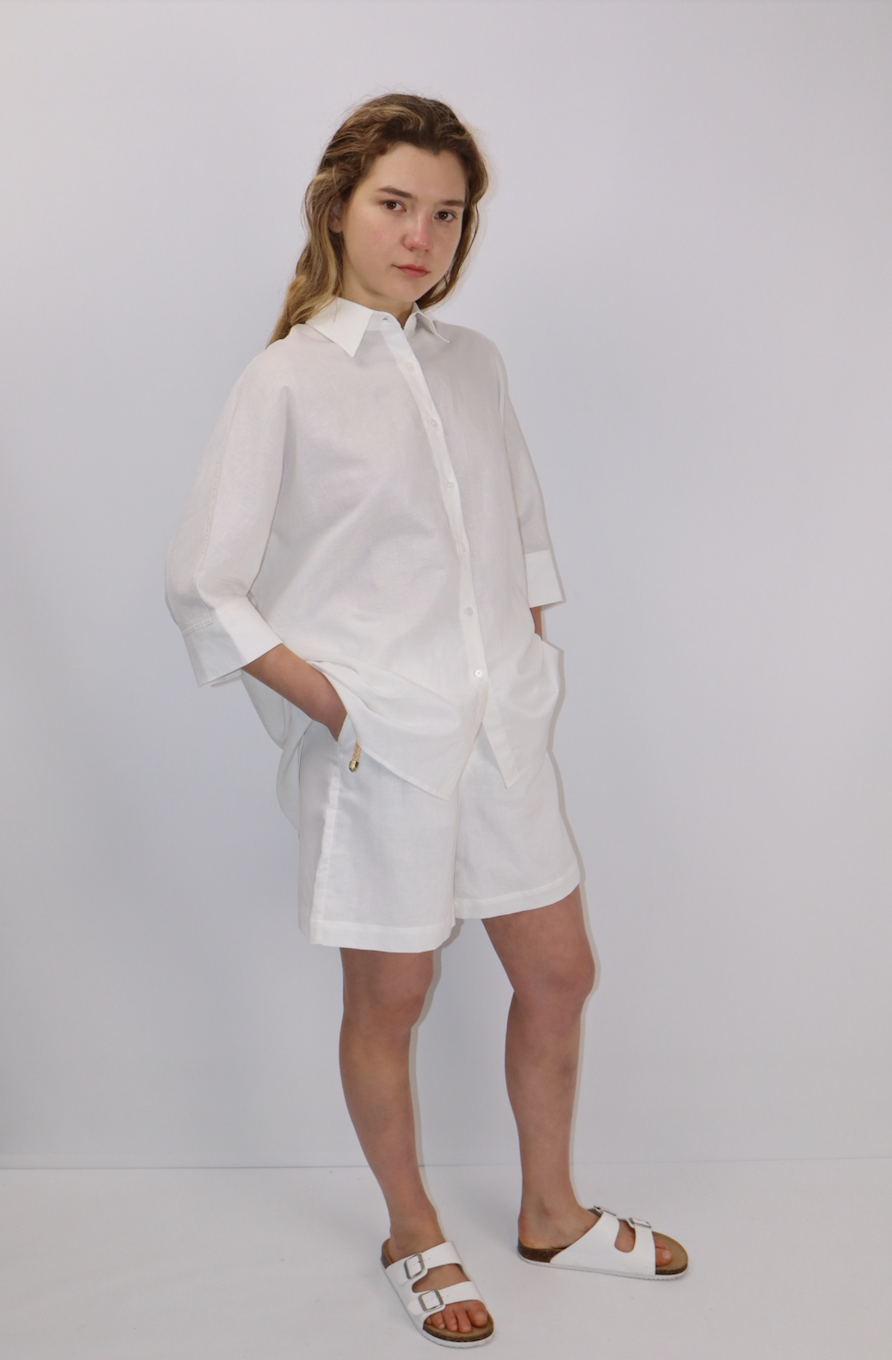 Capri Linen-Cotton Belted Shorts|White