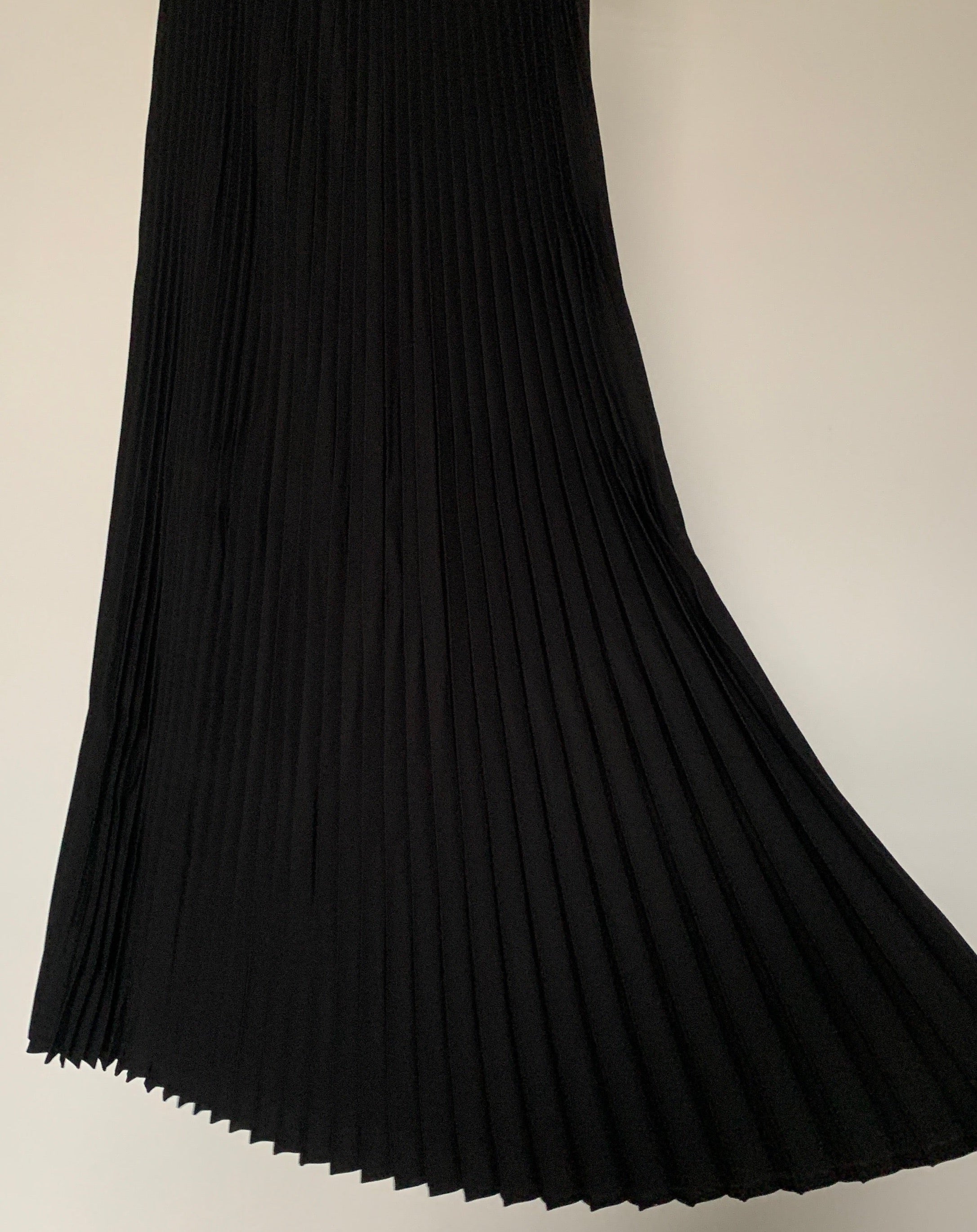 Alisa Pleated Skirt